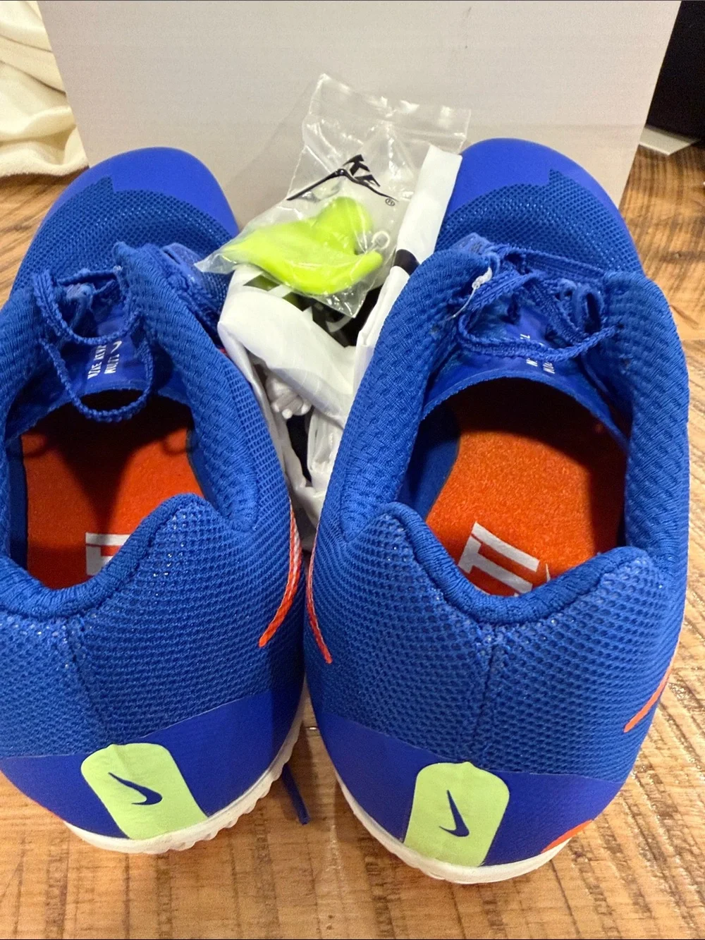 NEW Nike Men’s Nike Rival Track Spike with Bag/Spikes/Spike Wrench
